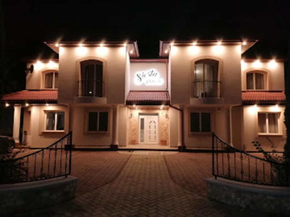 Bed and Breakfast Staff House Nyíregyháza Exterior foto